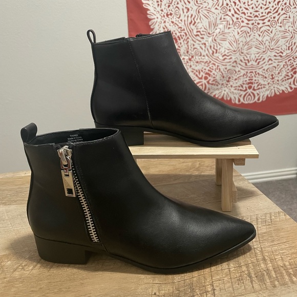 Mix no.6 collection Thiama | Bootie | size 7 1/2 | black leather boots - Picture 1 of 7